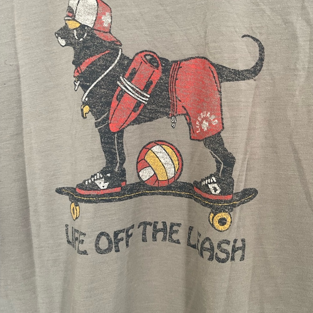 The Black Dog size Medium men’s gray tshirt SS - Picture 3 of 5